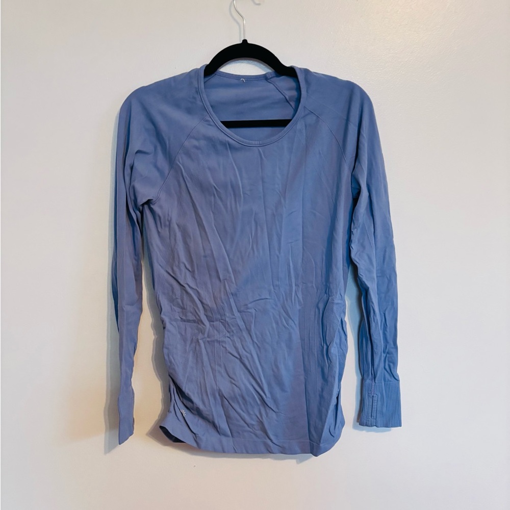 Athleta long sleeve lightweight running top light purple with thumb holes size l